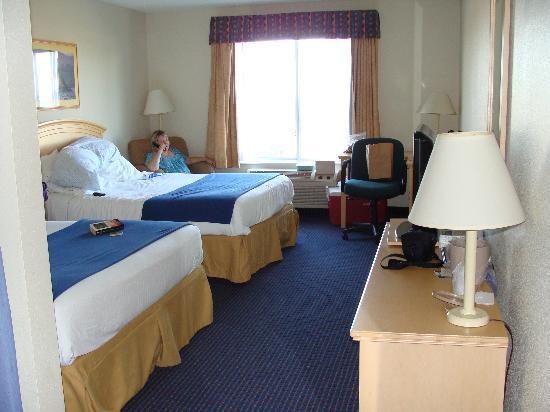 Holiday Inn Express & Suites Superior - Duluth Area, an IHG Hotel