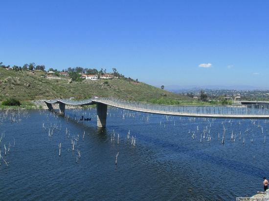 Lake Hodges Pedestrian Suspension Bridge