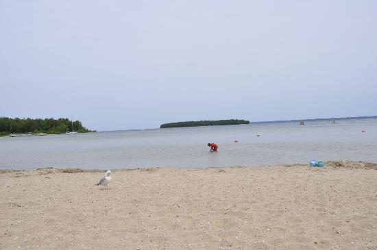 Nicolet Bay Camp Store