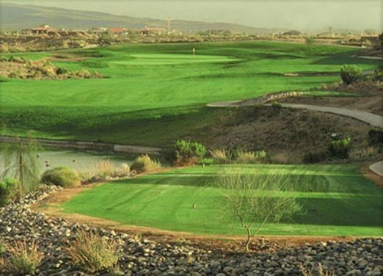 Coyote Lakes Golf Club