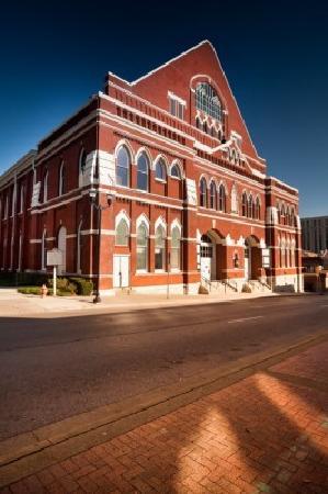 Echoes of Nashville Walking Tours