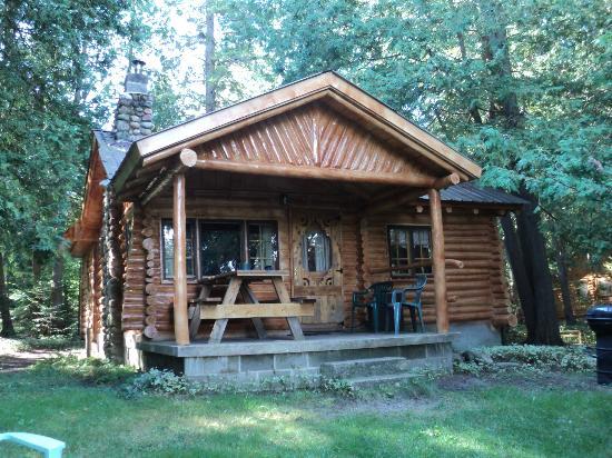 Malone's Sturgeon River Cabins