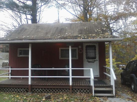 Simpler Times Cabins