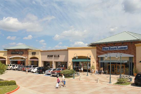 Allen Premium Outlets