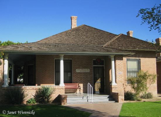 Arizona Doll & Toy Museum