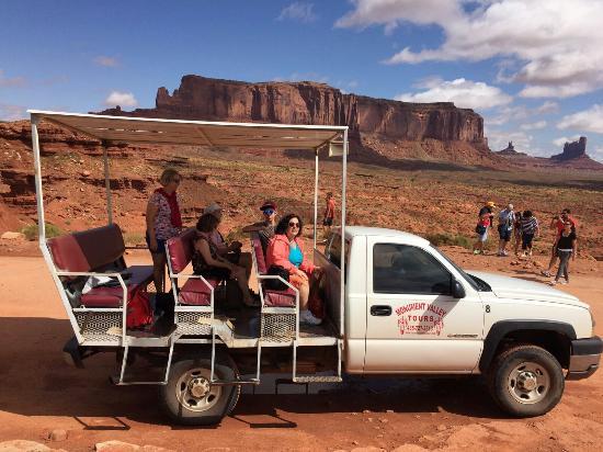 Monument Valley Tours