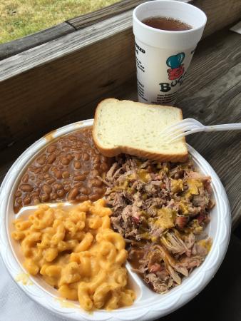 Bucky's Bar-B-Q