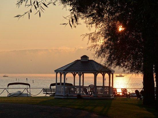 Keuka Lakeside Inn