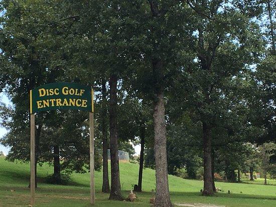 Disc Golf Course - Mountain View City Park