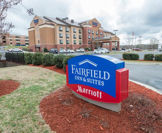 Fairfield Inn and Suites Charlotte Matthews