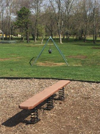 Lake Avenue Playground and Beach