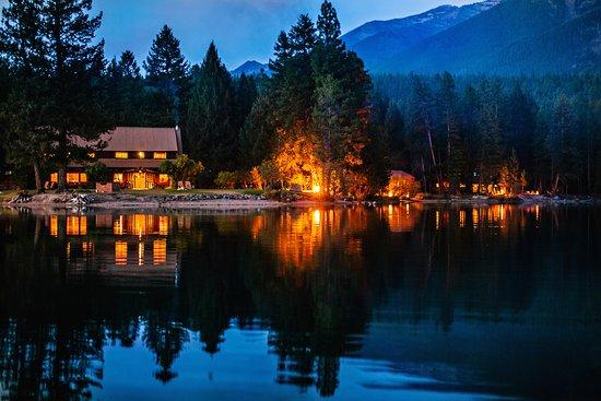 Holland Lake Lodge