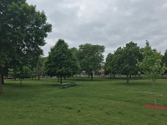 Minnesota Square Park