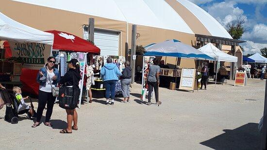 Le Marche St. Norbert Farmers' Market