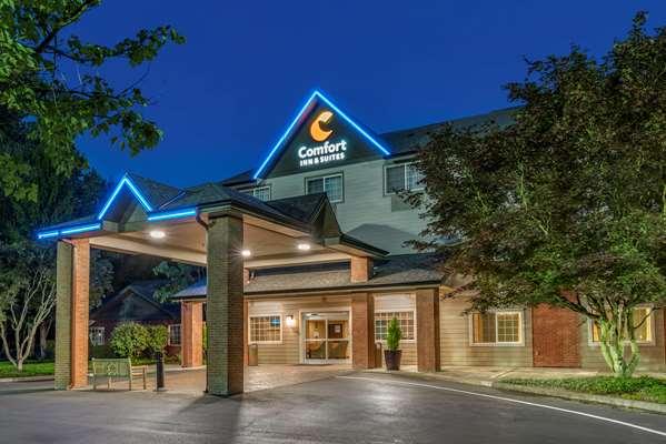 Comfort Inn & Suites Tualatin - Lake Oswego South