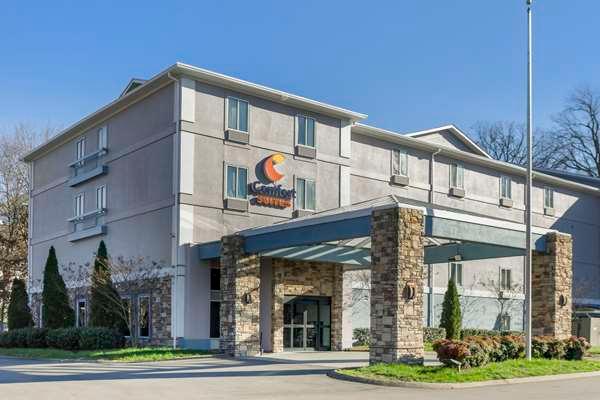 Comfort Suites Nashville Airport - BNA