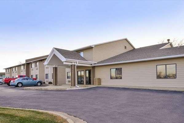 Baymont By Wyndham Sioux Falls North/I-29/Russell St