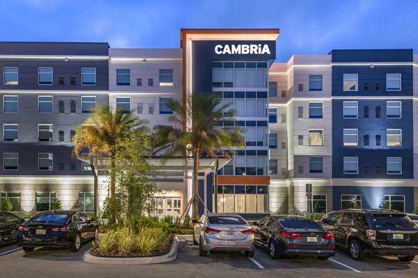 Cambria Hotel Orlando Airport