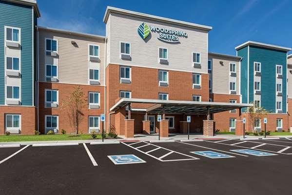 WoodSpring Suites Dayton North