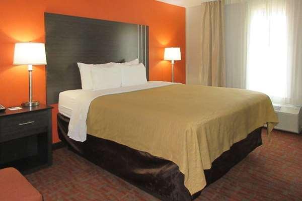 Quality Inn & Suites Fresno Northwest