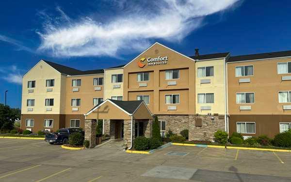 Comfort Inn & Suites Coralville - Iowa City near Iowa River Landing