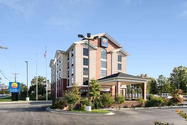 Comfort Inn & Suites