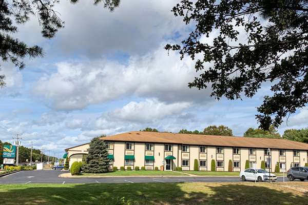 Quality Inn Near Toms River Corporate Park