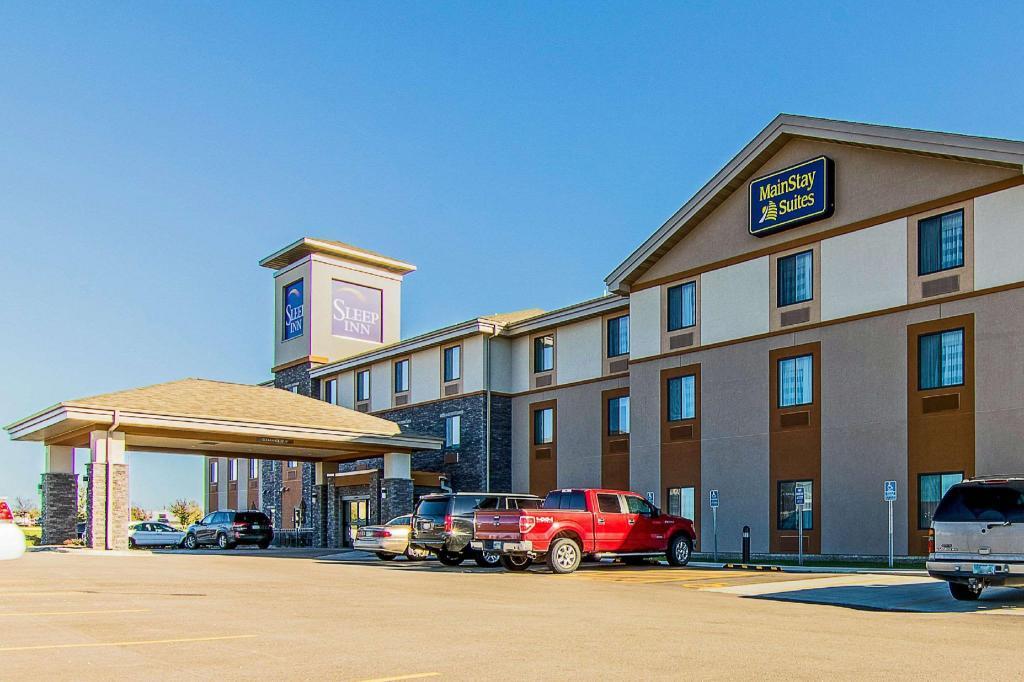 Sleep Inn & Suites West-Near Medical Center