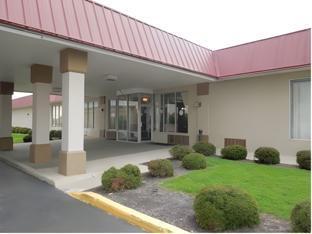 Days Inn & Suites By Wyndham Springfield Oh