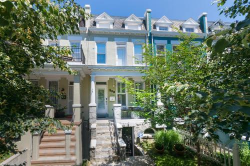 Federal Rowhouse - Union Station