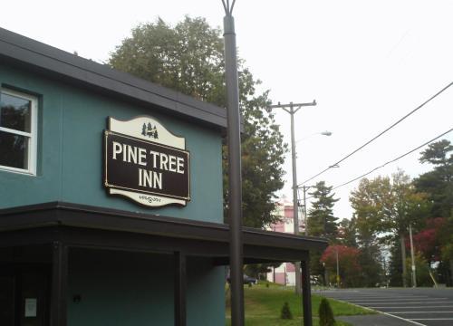 Pine Tree Inn