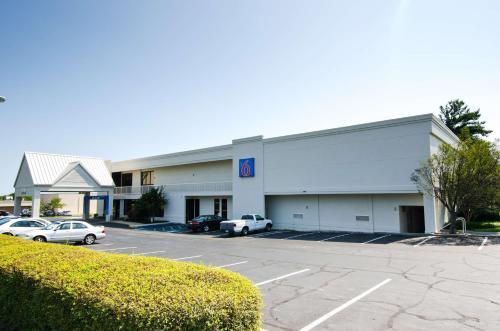 Motel 6-Frederick MD - Fort Detrick