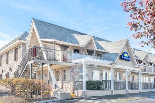 Days Inn By Wyndham Springfield/Philadelphia International Airport