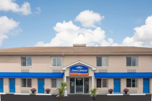 Howard Johnson By Wyndham Springfield