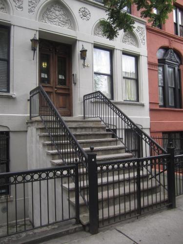 NYC Townhouse Apartment