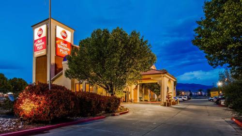 Best Western Plus Executive Suites Albuquerque