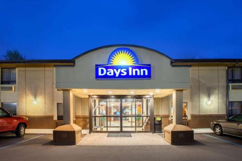 Days Inn By Wyndham Iselin / Woodbridge