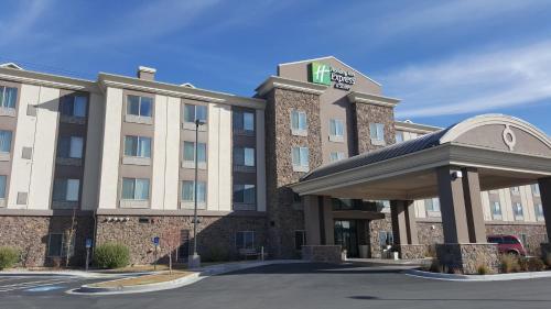 Holiday Inn Express Springville