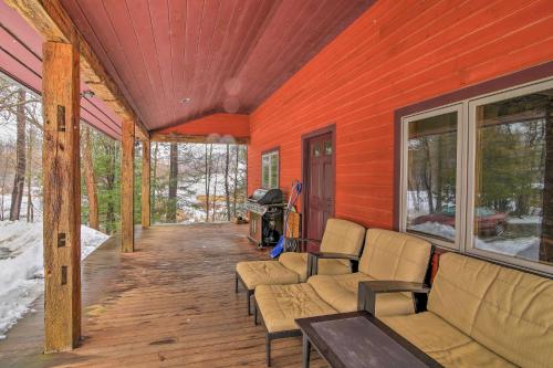 Serene Shelburne Studio Cabin with Spring-Fed Pool!