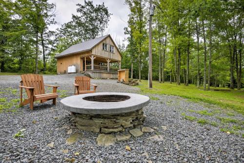 Lovely Ulster Cabin with Hot Tub Fire Pit & 3 Ponds!