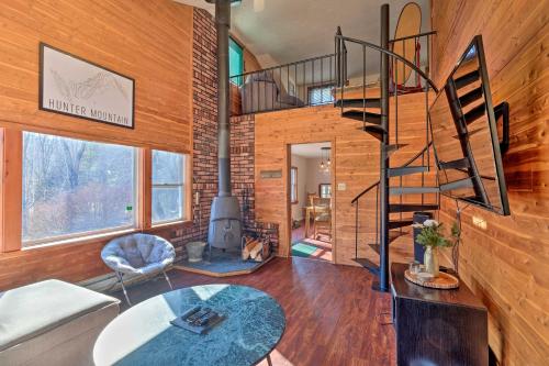 Modern Hunter Mountain Home - 1 Mile from Resort!