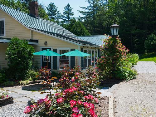 Tucker Hill Inn