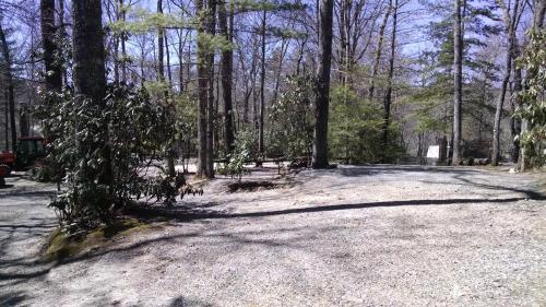 Linville Falls Campground RV Park & Cabins