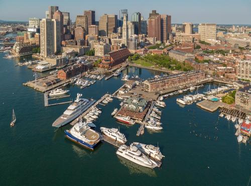 Boston Yacht Haven Inn & Marina