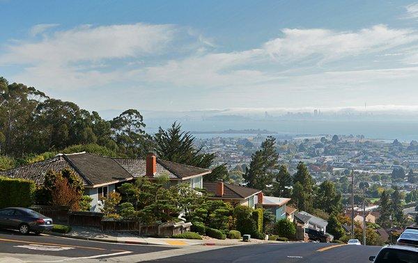 Our relocation consultants will help you discover great neighborhoods throughout the Bay Area, like the East Bay hills.