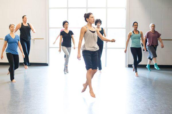 Frame Dance professional dancer teaching a beginner adult dance workshop