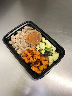 93/7 lean ground turkey, diced sweet potato, zucchini, red salsa