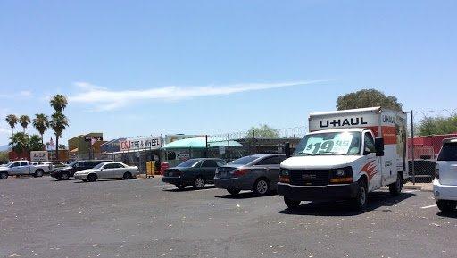 U-Haul Neighborhood Dealer