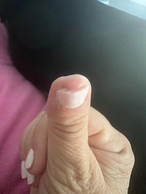 My thumb nail uneven and polish chipping off 30 mins after leaving the salon.