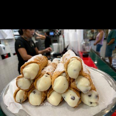 Cannolis